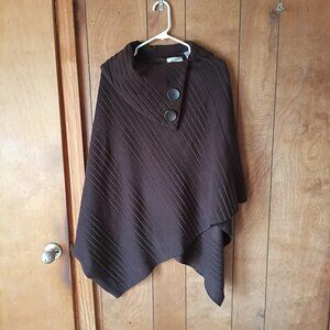 Lemoda Women’s Brown Big Button Collared Poncho One Size